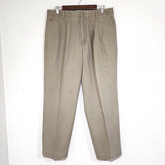 Dockers D4 Relaxed Fit Khaki Pants Pleated Front 5 Pockets - Picture 1 of 7